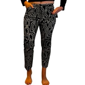WORTHINGTON Ankle length pants capris size 8 black white abstract design NWT
